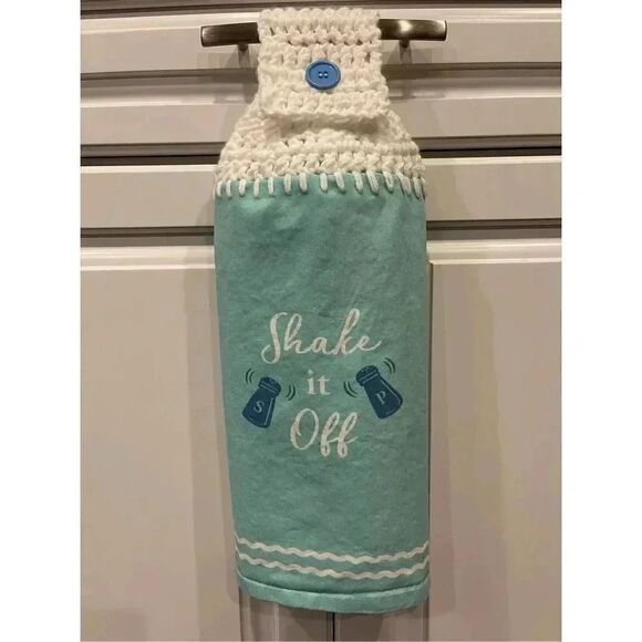 Crochet Top Kitchen Towel- Shake It Off (Salt And Pepper Shakers) - Picture 1 of 3